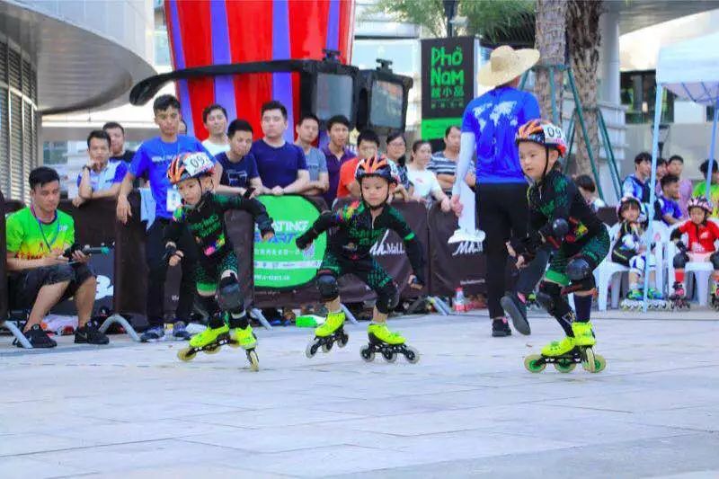 “滑启100”2018广西区速度轮滑公开赛（玉林容县站）竞赛规程